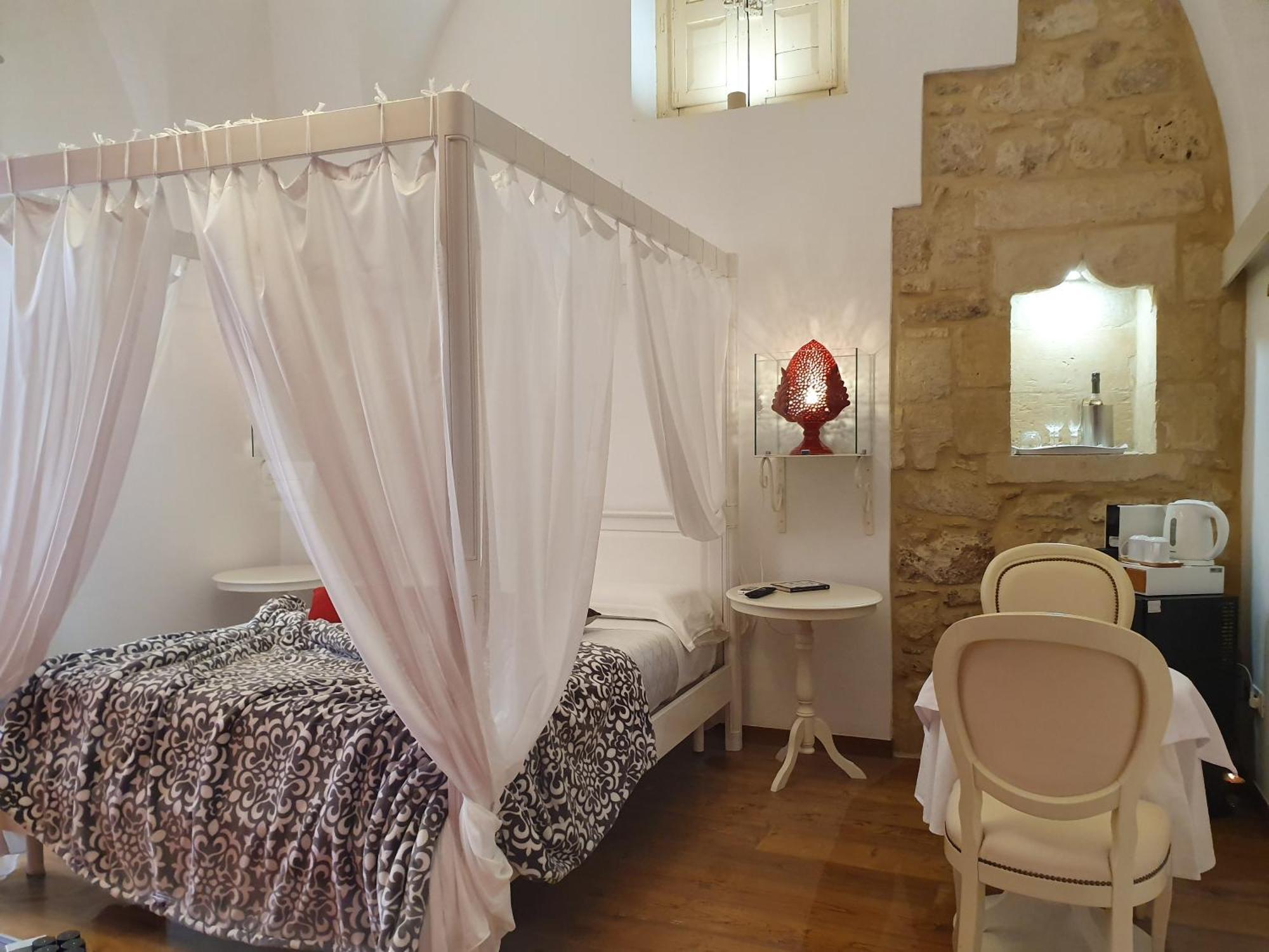 Le Nicchie Luxury Rooms Lecce Dış mekan fotoğraf