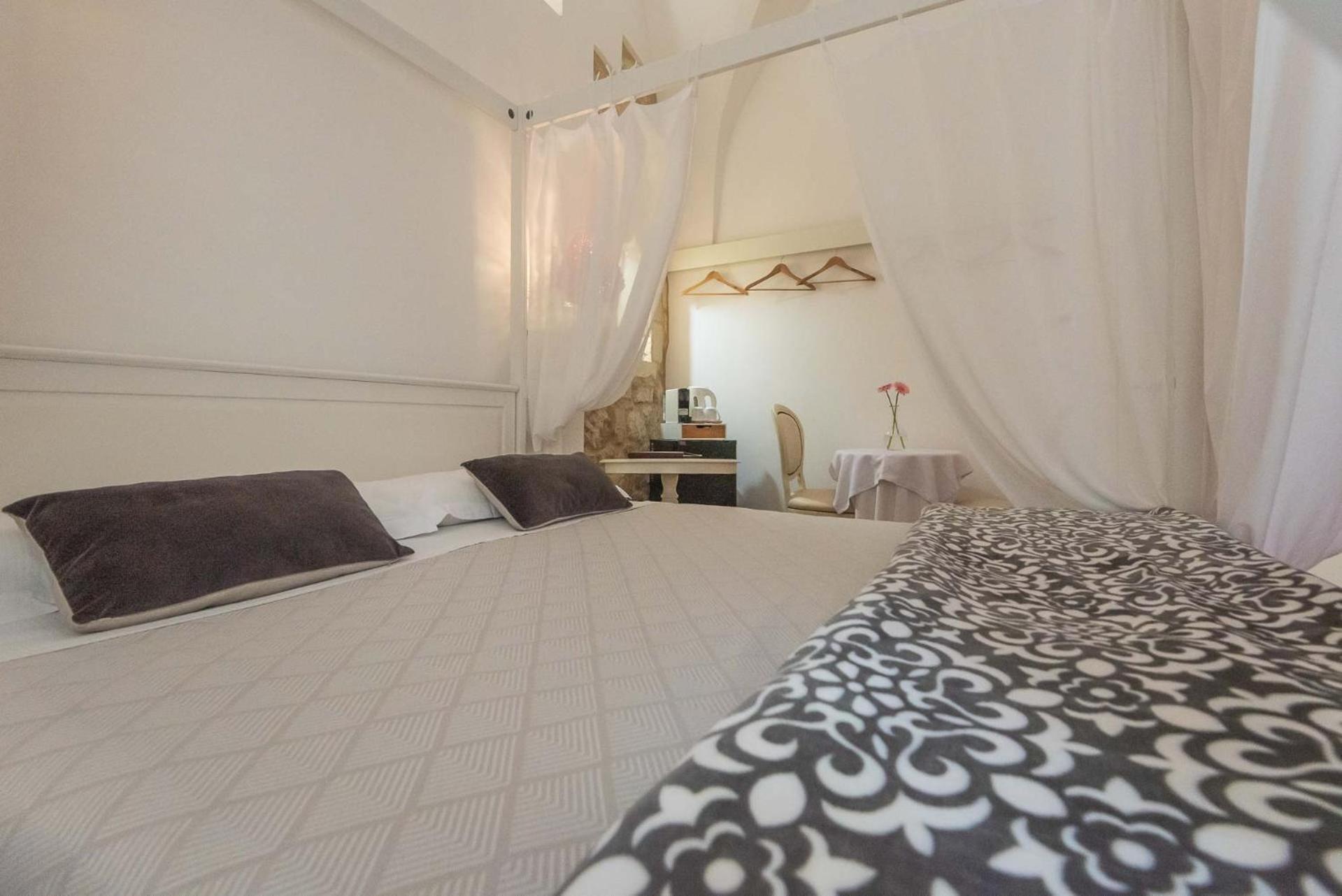 Le Nicchie Luxury Rooms Lecce Dış mekan fotoğraf