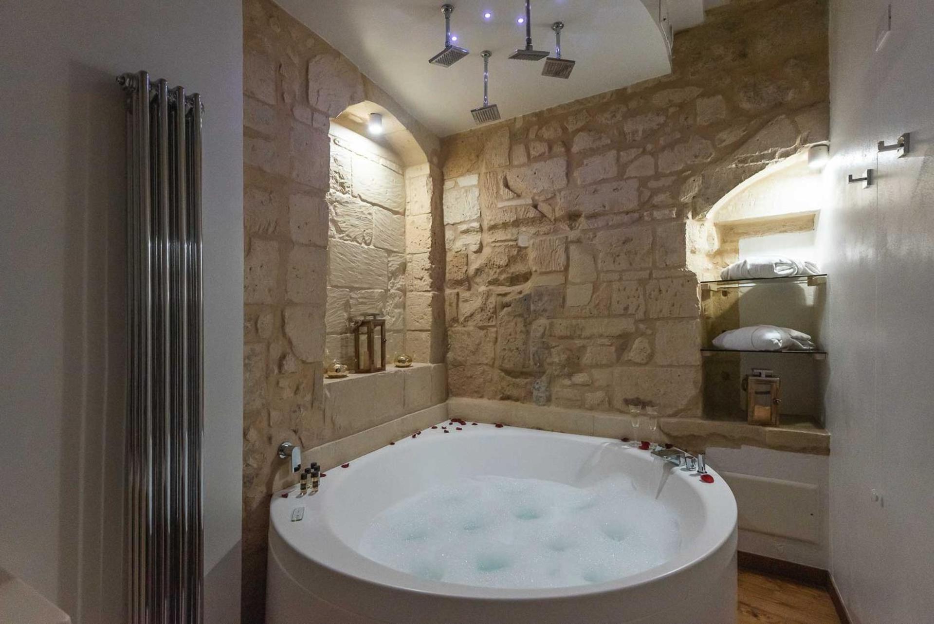Le Nicchie Luxury Rooms Lecce Oda fotoğraf