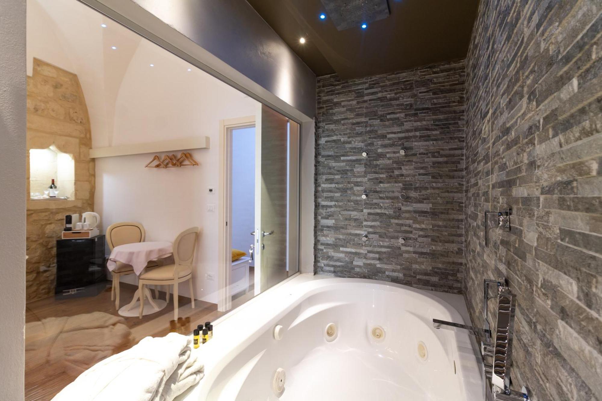 Le Nicchie Luxury Rooms Lecce Dış mekan fotoğraf